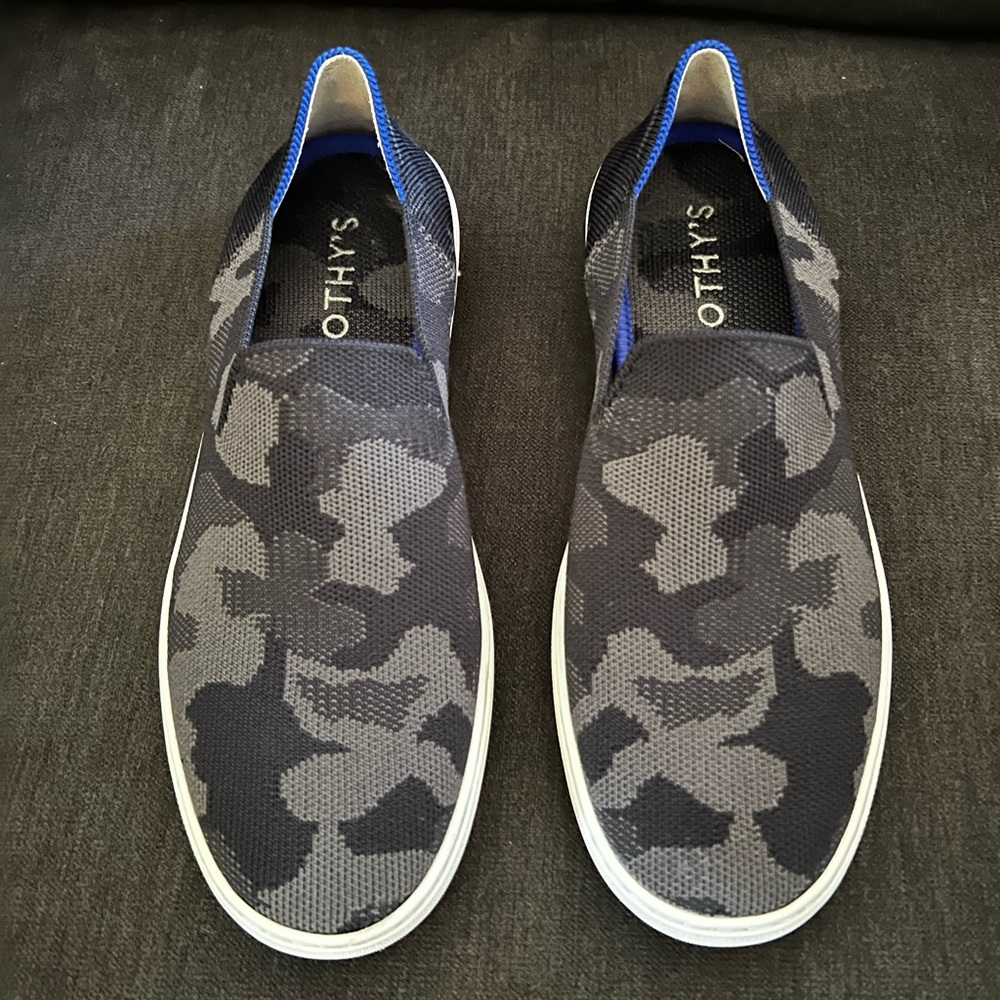 Rothys Grey Camo Sneaker | Sz 8.5